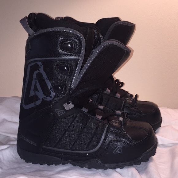 Avalanche Other - Avalanche Snow Boarding Boots